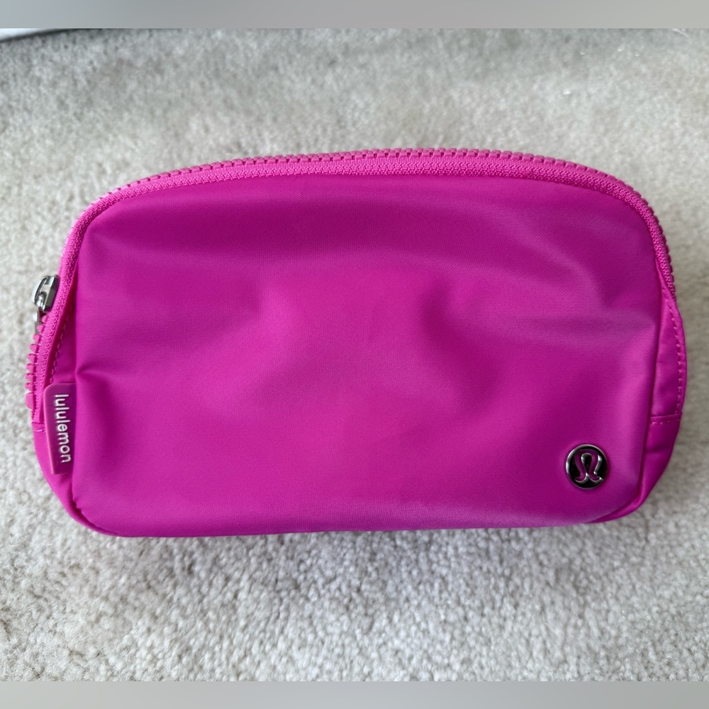 Lululemon Pink 1L Belt Bag